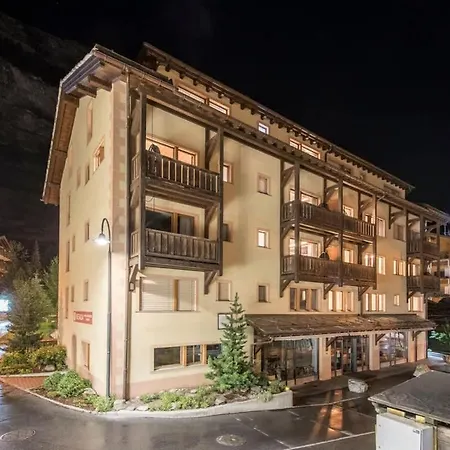 Modernes Apartment, Beim Bahnhof By Zermattstays Daire